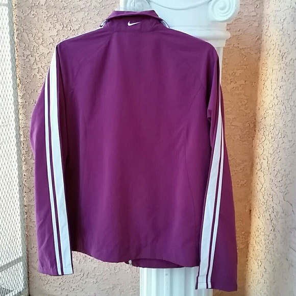 Nike Fuchsia Active Jacket - Picture 3 of 6